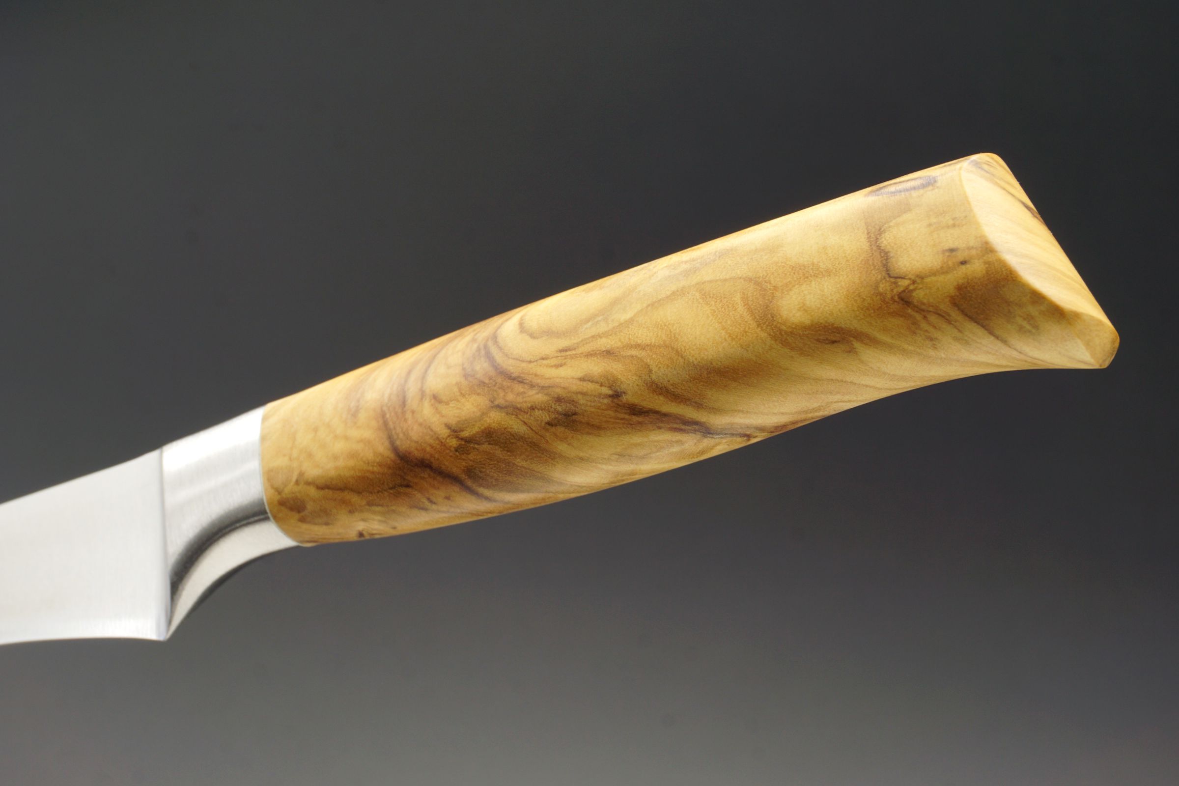 Burgvogel OLIVA Line Ausbeinmesser, steif - Klinge: 13 cm - Detailansicht Griff