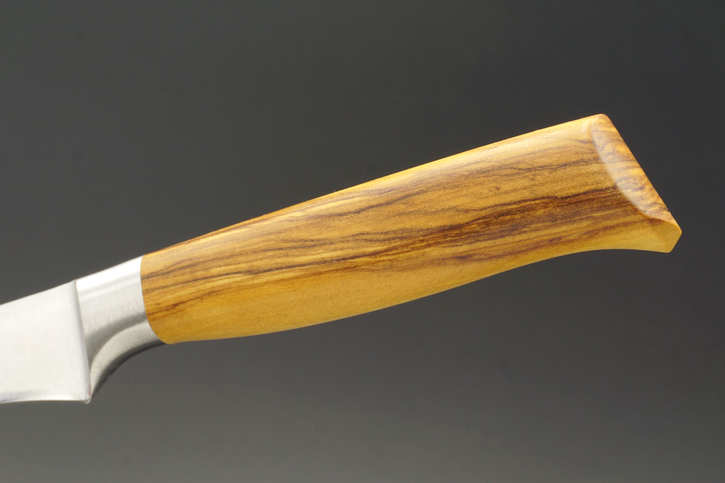 Burgvogel OLIVA Line Ausbeinmesser, flexibel - Klinge: 15 cm - Detailansicht Griff