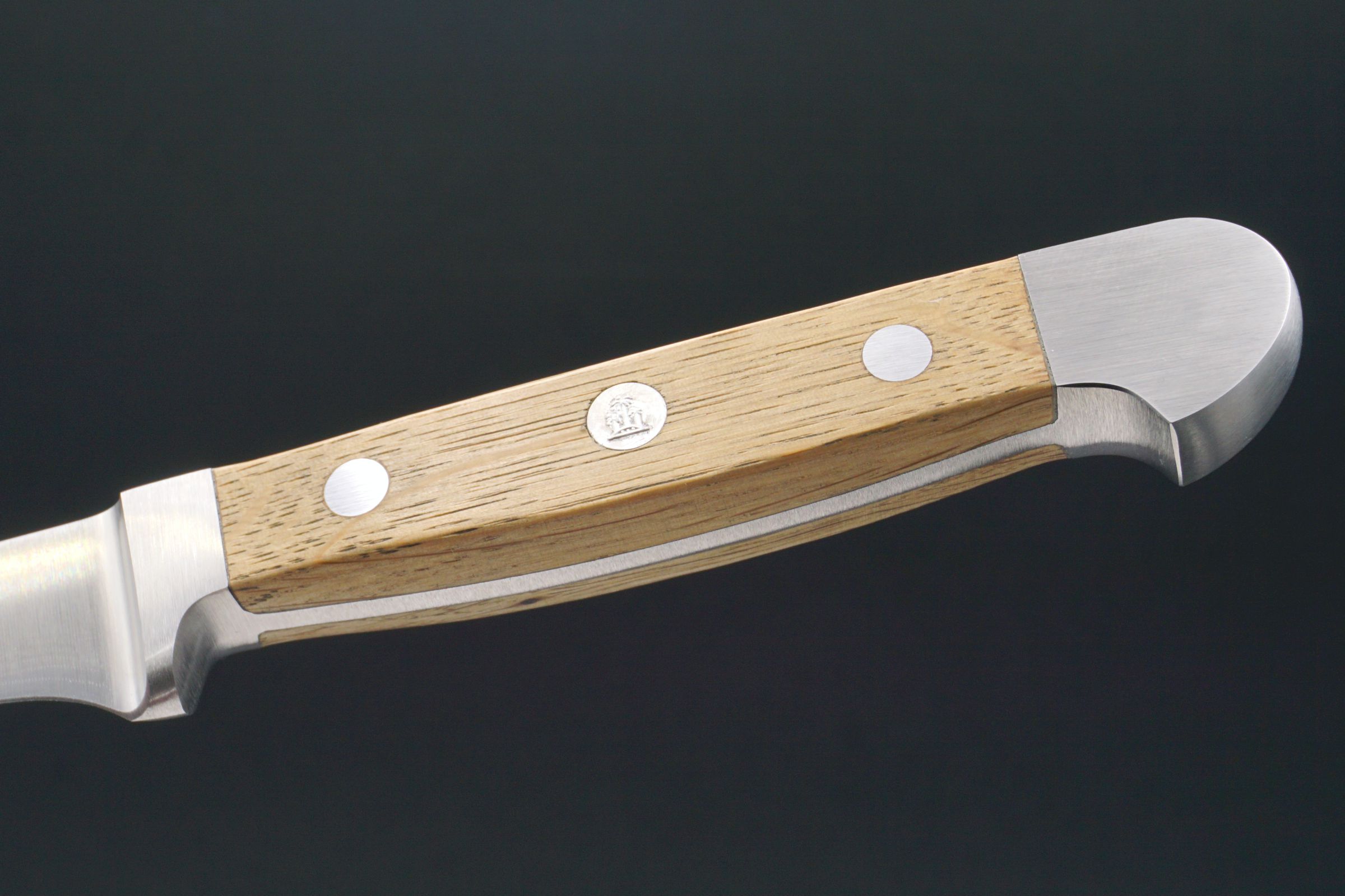 Güde ALPHA Fasseiche Ausbeinmesser - flexibel, 13 cm Klinge - Detailansicht Griff