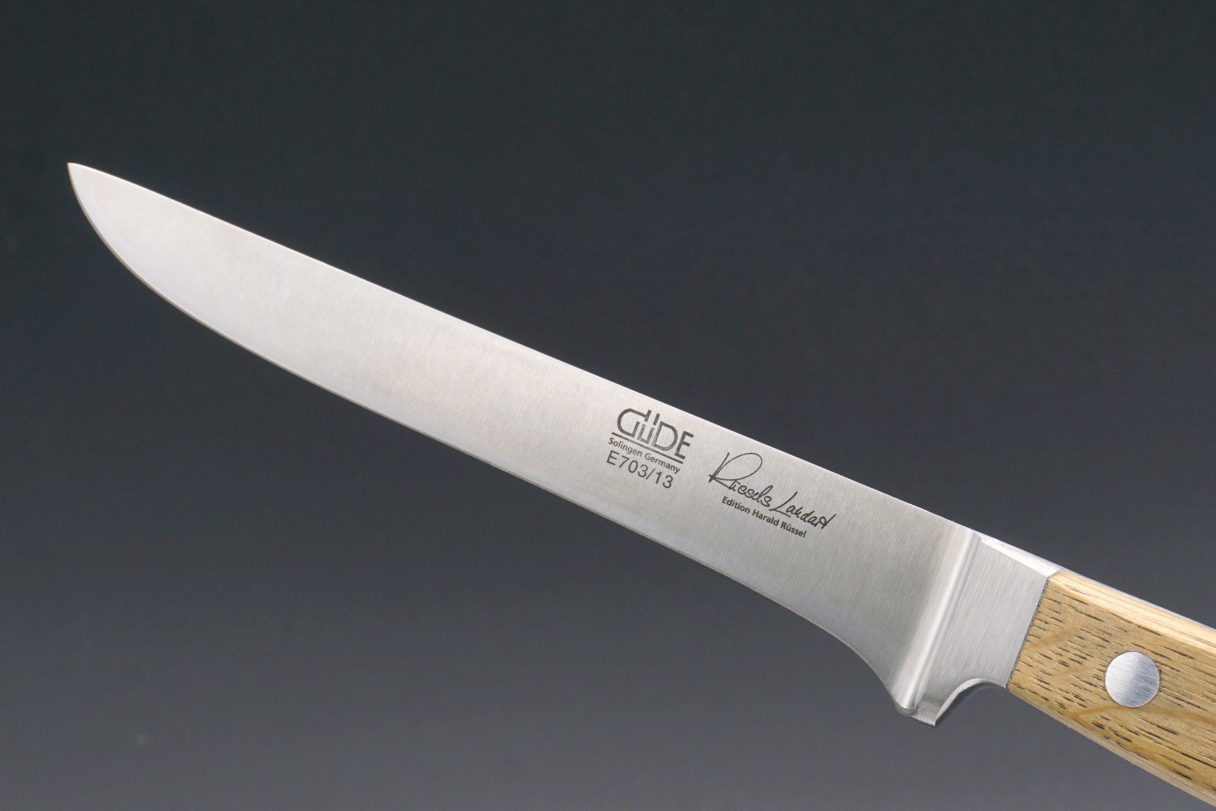 Güde ALPHA Fasseiche Ausbeinmesser - flexibel, 13 cm Klinge - Detailansicht Klinge